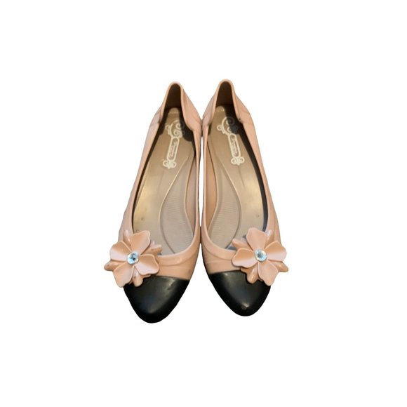PARAISO by Bella VIta All Weather Nude & Black Rubber  Flower Flat Shoe-Size 7 - Picture 3 of 11